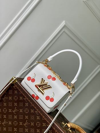 Louis Vuitton LV x TM Twist PM White Cherry 19x7x15cm