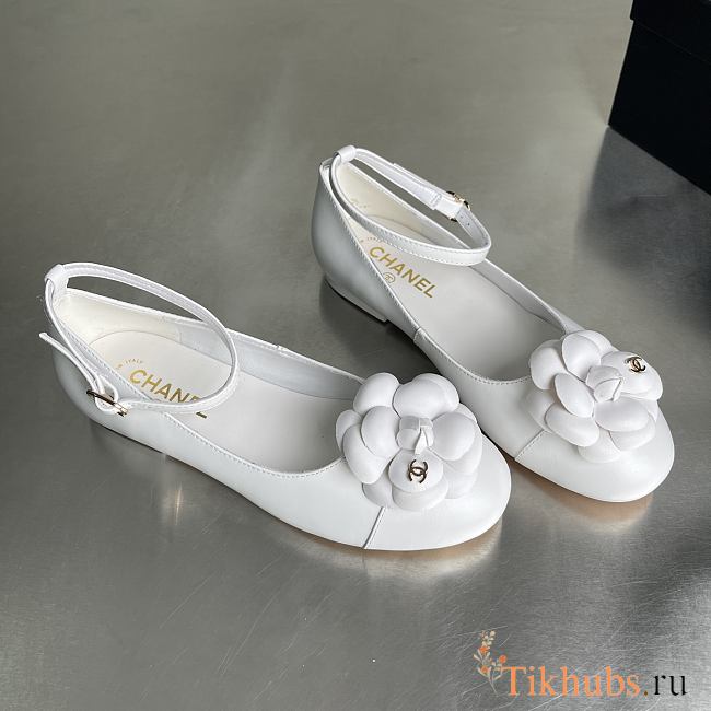 Chanel White Ballerina Flats - 1
