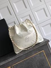 Chanel 22 Handbag Calfskin Gold White 35x37x7cm - 3