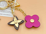 Louis Vuitton LV Blooming Flowers Keychains - 4