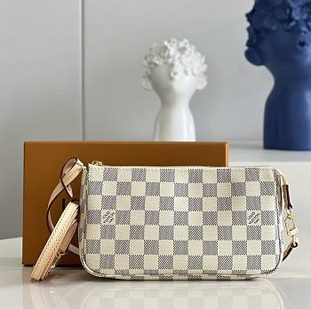 Louis Vuitton LV Pochette Bag White 21x13x3cm