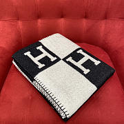 Hermes Avalon Throw Blanket 135x170cm - 4