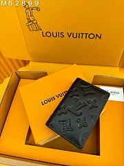 Louis Vuitton LV Pocket Organizer Wallet 7.5x11.1x1cm - 4