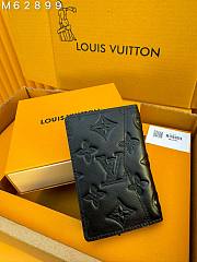 Louis Vuitton LV Pocket Organizer Wallet 7.5x11.1x1cm - 2