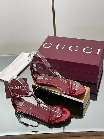 Gucci Women's Thong Sandal with Bamboo Burgundy