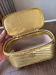 Tory Burch Gold Kira Diamond Vanity Case 17x9.5x8.5cm - 2