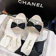 Chanel White Slides 12 - 4