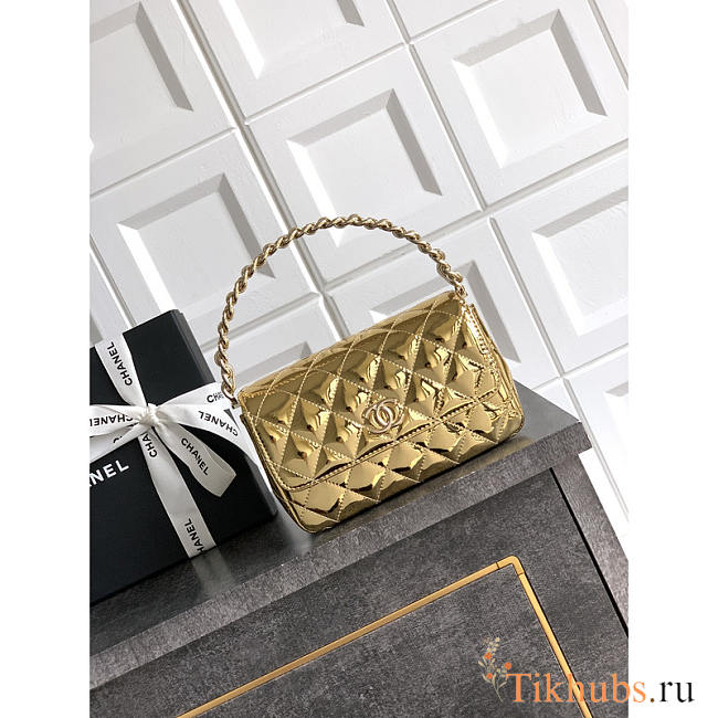 Chanel Flap Bag Shiny Gold 18.5x10.5x8cm - 1
