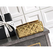 Chanel Flap Bag Shiny Gold 18.5x10.5x8cm - 4