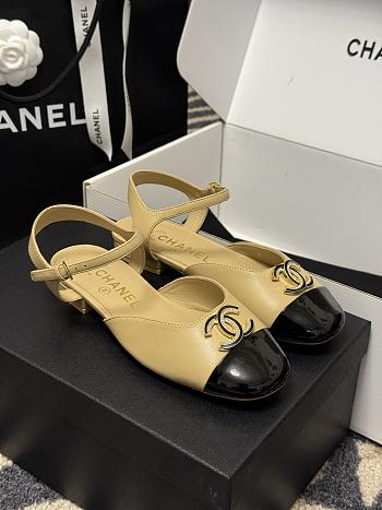 Chanel Beige Sandal 07