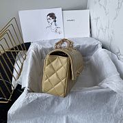 Chanel Flap Bag Beige Lambskin 21x13.5x6.5cm - 4