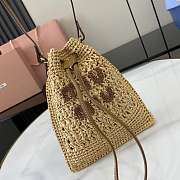 Miu Miu Raffia Clutch Beige 20x23cm - 2