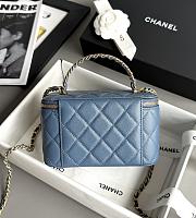 Chanel Vanity Case Handle Blue Caviar Gold 19x12x4cm - 6