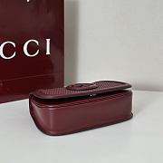 Gucci Blondie Medium Top Handle Bag Red Woven 27x17x7cm - 5
