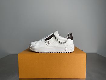 Louis Vuitton LV Trainer White Sneaker 02