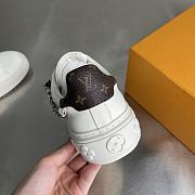 Louis Vuitton LV Trainer White Sneaker 02 - 5