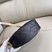 Burberry Horseshoe Crossbody Bag Black 24x18x7cm - 6