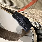 Burberry Horseshoe Crossbody Bag Beige 24x18x7cm - 6