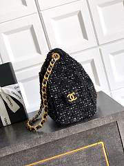 Chanel 25 Small Handbag Black Tweed 30x26x14cm - 4