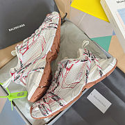 Balenciaga 3XL Extreme Laces Logo Sneaker Beige - 3