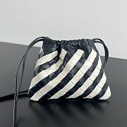 Bottega Veneta Small Dustbag 21x16.6x1cm - 1