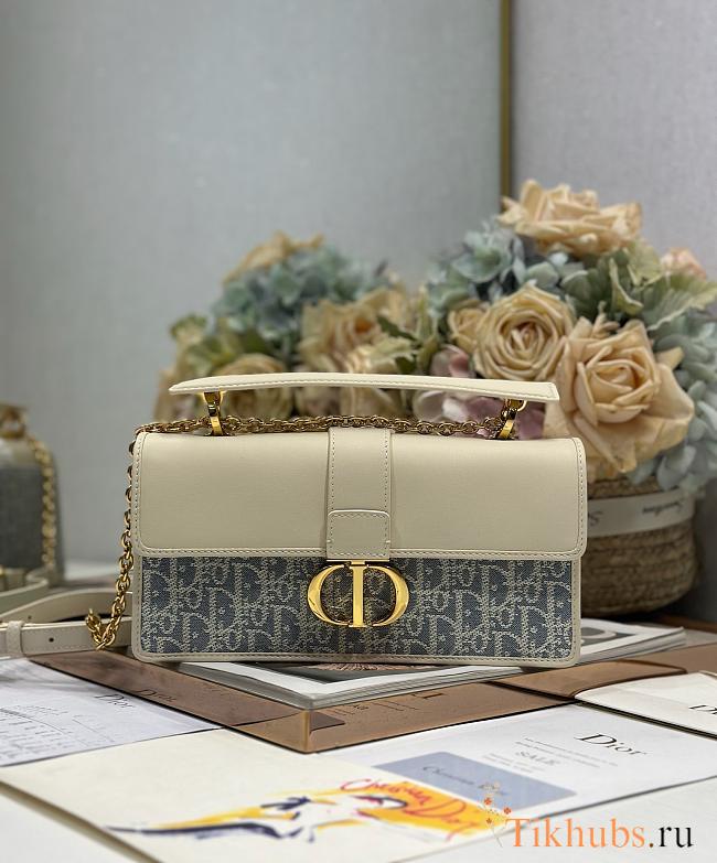 Dior 30 Montaigne Top Handle Bag White 25x13x4.5cm - 1