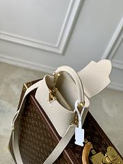 Louis Vuitton LV Capucines Mini White Bag 21x13.6x8cm - 5