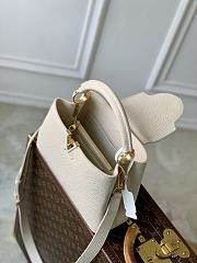 Louis Vuitton LV Capucines BB White Bag 27x17.3x9cm - 3