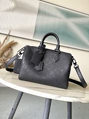 Louis Vuitton LV Speedy P9 30 Black 32x22.5x18cm - 1