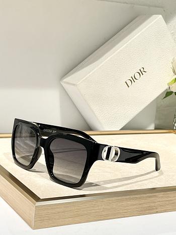 Dior 30Montaigne S8U Black Sunglasses