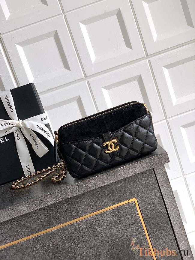 Chanel Zipper Phone Wallet with Chain Suede Black 18x10x3cm - 1