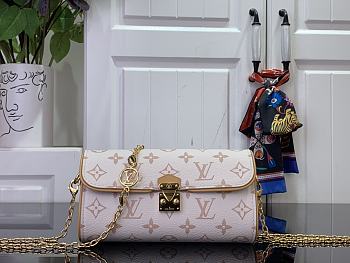 Louis Vuitton LV Pochette Camille Monogram White 20.5x11x6cm