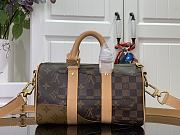 Louis Vuitton LV Keepall Bandoulière 25 Brown 25x15x11cm - 3