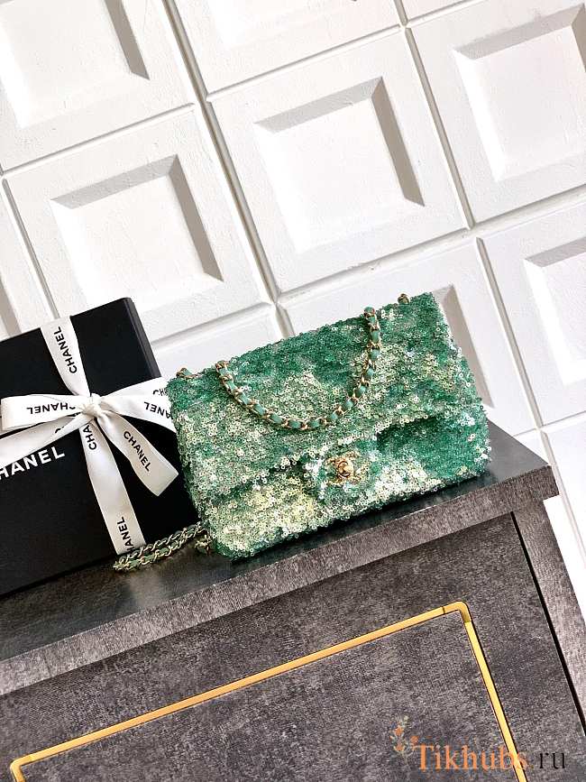 Chanel Classic Flap Bag Sequins Green 20cm - 1