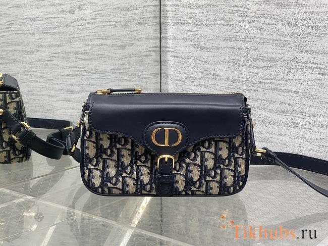 Dior 30 Montaigne Pocket Blue Bag 19.5x11x6.5cm - 1