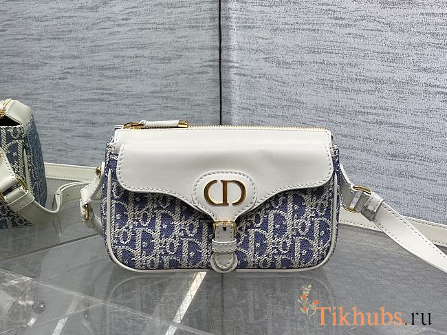 Dior 30 Montaigne Pocket Light Blue Bag 19.5x11x6.5cm - 1