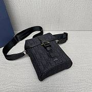 Dior Mini Hit the Road Vertical Messenger Bag 20x13x7cm - 6