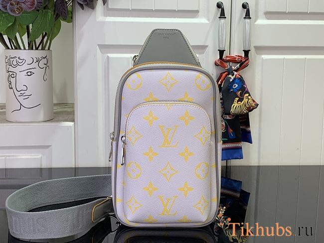 Louis Vuitton LV Avanue Sling Bag White 33x16x5.7cm - 1