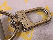Louis Vuitton LV Avanue Sling Bag White 33x16x5.7cm - 6