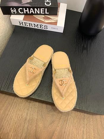 Chanel Raffia Beige Slides