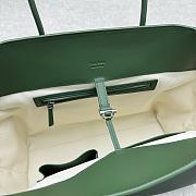 The Row Marlo 17 Bag Green Leather 43x9x37cm - 6