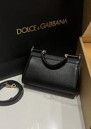 Dolce & Gabbana Small Sicily Black Handbag 18x11x6cm - 2