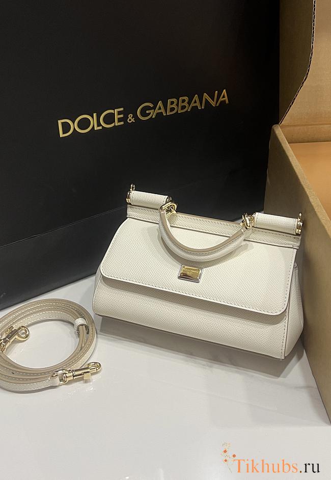 Dolce & Gabbana Small Sicily White Handbag 18x11x6cm - 1