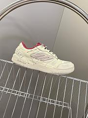 Balenciaga Hamptons Medium Worn-Out Sneaker - 2
