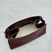 The Row Margaux Buckled Leather Clutch 43x20x24cm - 5