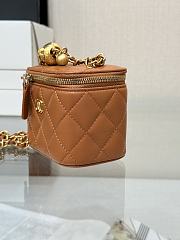 Chanel Mini 24K Vanity Case Caramel Lambskin Gold 11x8.5x7cm - 3