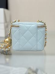 Chanel Mini 24K Vanity Case Blue Lambskin Gold 11x8.5x7cm - 4