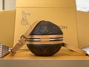 Louis Vuitton LV Soccer Ball Bag 19cm - 3