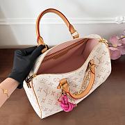 Louis Vuitton LV Speedy Soft 30 Lucky 30x21x17cm - 3