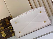 Louis Vuitton LV Carmel Mahina Bag Dream Cream 40x35x17cm - 3